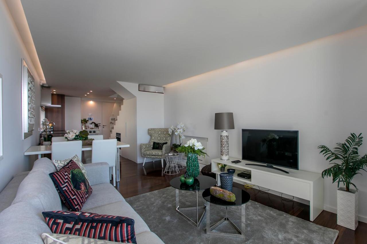 Lovelystay - Luxury 2Br Duplex Apartment In Foz Oporto Exteriör bild